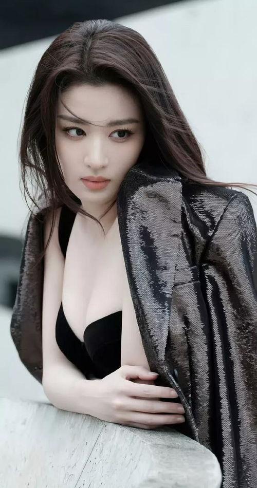 国产亚洲三级,揭秘激情燃烧的岁月 第3张 国产亚洲三级,揭秘激情燃烧的岁月 第3张